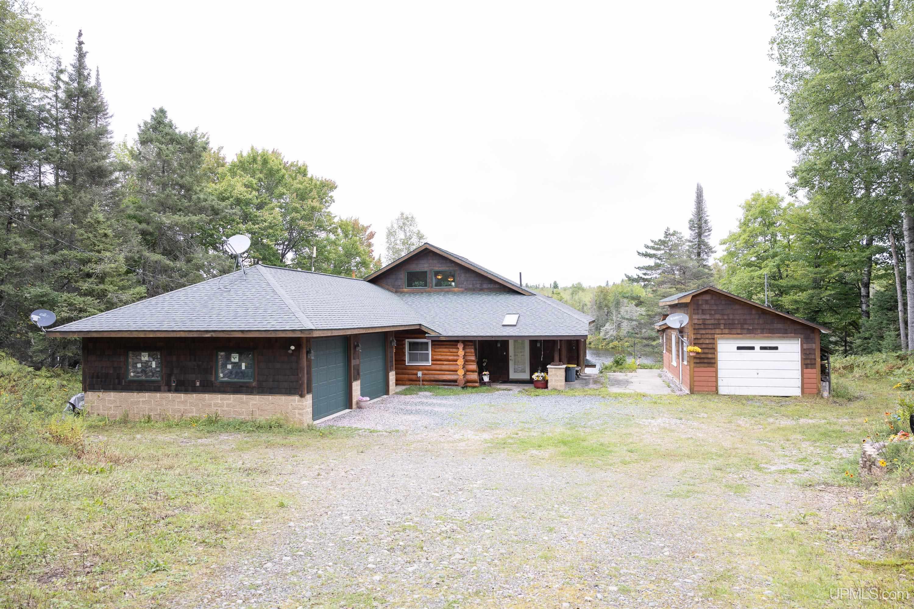 River Rd, Republic, MI 49879