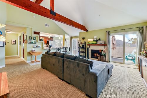 302-4561 Warner, Huntington Beach, CA, 92649 | Card Image