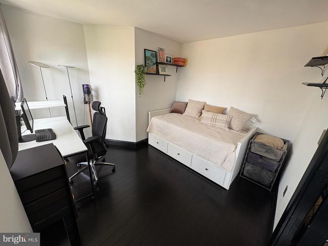 APT-1005 - 1239 Vermont Ave Nw, Condo with 2 bedrooms, 2 bathrooms and null parking in WASHINGTON DC | Image 7