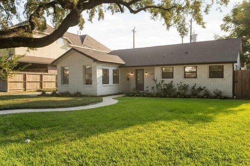 2501 Briarhurst Dr, Houston, TX, 77057-4424 | Card Image