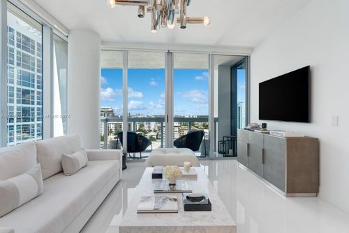 1109-6899 Collins Ave, Miami Beach, FL, 33141 | Card Image