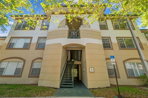 apt-711-17108 Carrington Park Dr, TAMPA, FL, 33647-2630 | Card Image