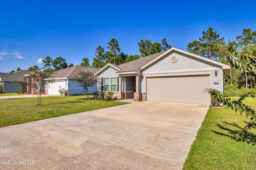 10194 Orchid Magnolia Dr, Gulfport, MS, 39503-9526 | Card Image