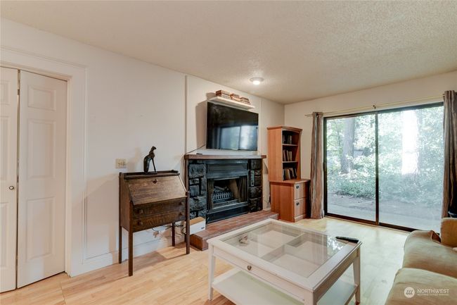 APT-54 - 1500 Lake Park Dr Sw, Condo with 2 bedrooms, 1 bathrooms and 1 parking in Tumwater WA | Image 6