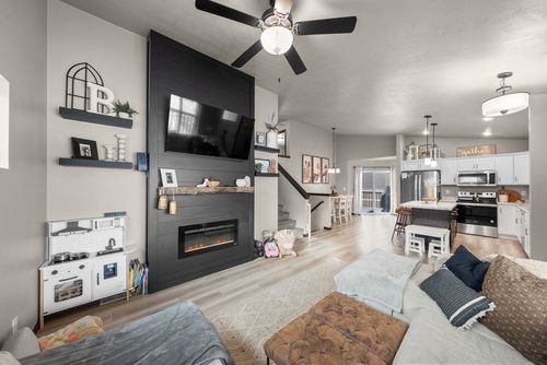 625 N Summit Ave Avenue, Tea, SD, 57064 | Card Image