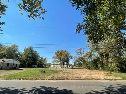 315 Ardis St, Sulphur Springs, TX, 75482-4107 | Card Image