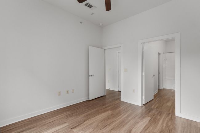 UNIT-2027 - 1900 Barton Springs Rd, Condo with 2 bedrooms, 2 bathrooms and null parking in Austin TX | Image 13
