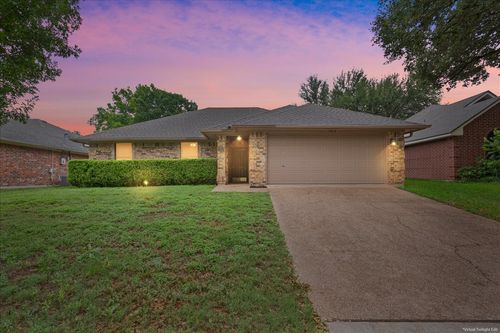 1812 Ramada Dr, Waco, TX, 76712-8622 | Card Image
