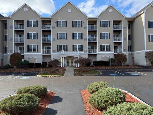 unit-50-59 Cluff Rd, Salem, NH, 03079-3366 | Card Image