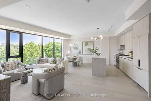 312-160 Kingsway Cres, Toronto, ON, M8X0B5 | Card Image