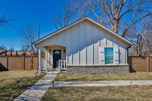 313 Fair Ave, Gainesville, TX, 76240-4433 | Card Image