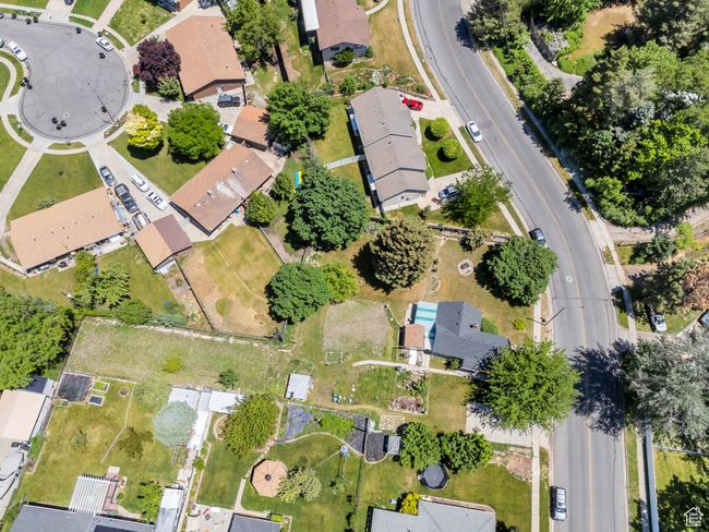 View of property location with nearby suburban area | Image 22