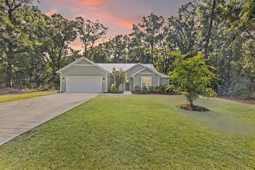 9300 Emily Dr, Fanning Springs, FL, 32693-7793 | Card Image