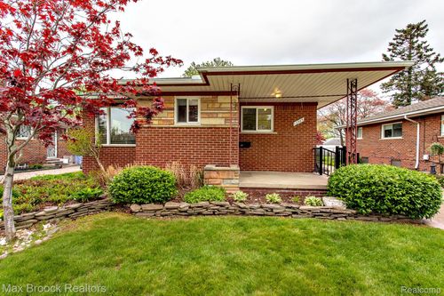 13565 Dixie, Redford Charter Township, MI, 48239 | Card Image