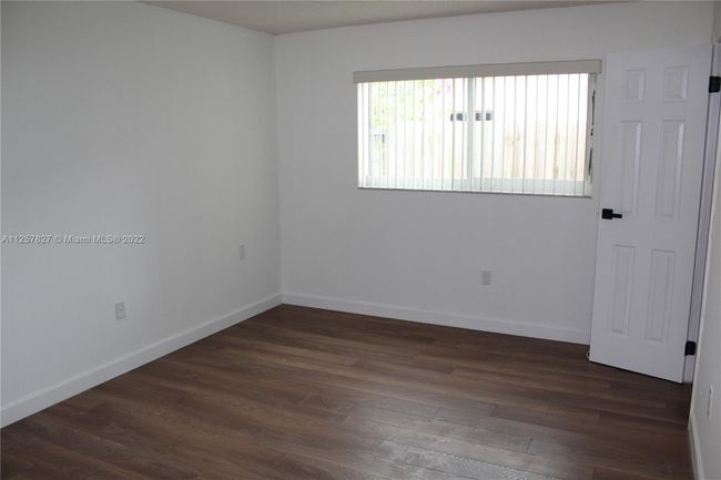 0 - 700 N Douglas Rd, House other with 4 bedrooms, 2 bathrooms and null parking in Pembroke Pines FL | Image 10