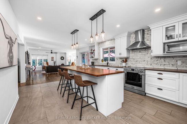 6284 Elkwood Dr, House other with 4 bedrooms, 4 bathrooms and 4 parking in Greely ON | Image 13