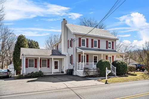 17 Church St, Harriman, NY, 10926-3302 | Card Image