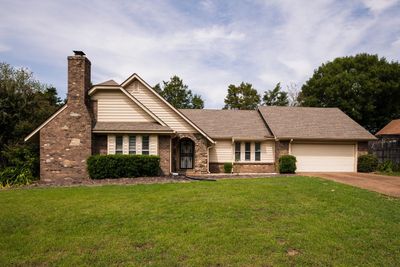 8036 Winding Creek Dr, House other with 4 bedrooms, 3 bathrooms and null parking in Germantown TN | Image 1