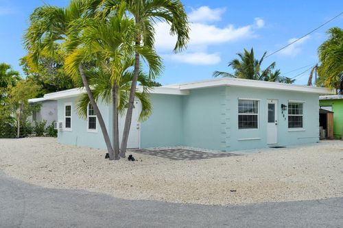 487 116th Street Ocean, Marathon, FL, 33050-3648 | Card Image