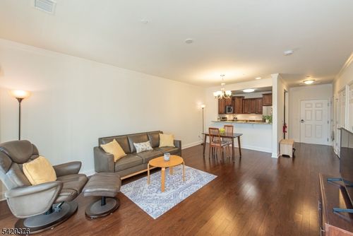 5211 Veterans Dr, Wharton, NJ, 07885-4229 | Card Image