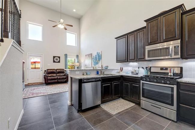 UNIT-213 - 2304 S Lakeline Blvd, Townhouse with 3 bedrooms, 3 bathrooms and 2 parking in Cedar Park TX | Image 7