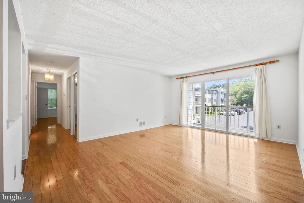 Residential in HAMILTON 4