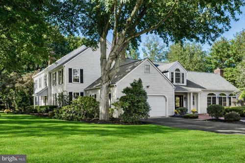 55 Cove Rd, MOORESTOWN, NJ, 08057-3949 | Card Image