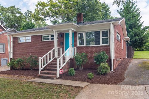 550 W Kingston Ave, Charlotte, NC, 28203-4306 | Card Image