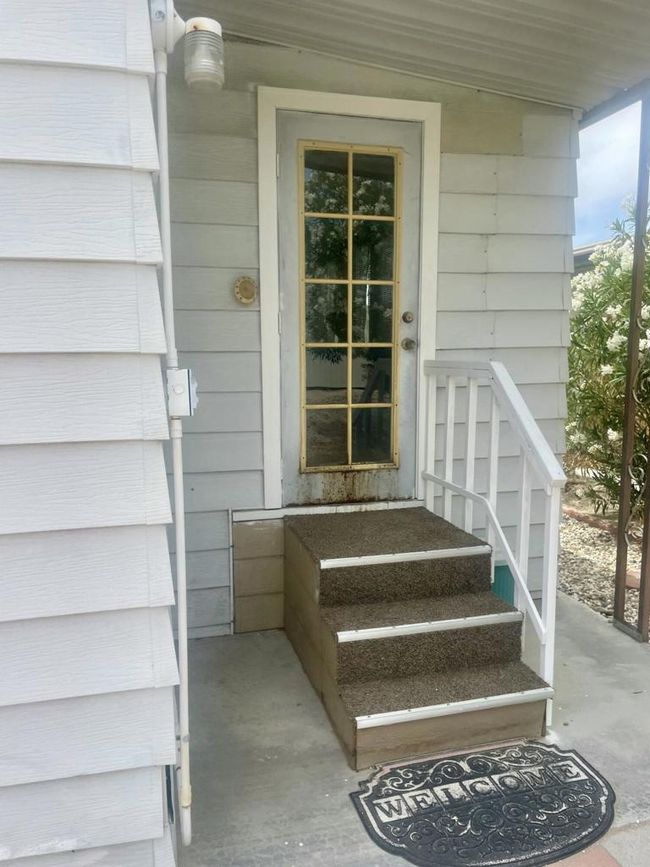 Back Patio Entrance to Porch | Image 24