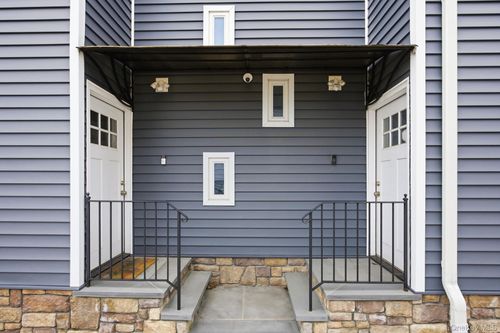 96 Coale Ave, Staten Island, NY, 10314-2829 | Card Image