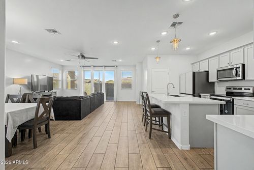 915 S 151st Ln, Goodyear, AZ, 85338-3053 | Card Image