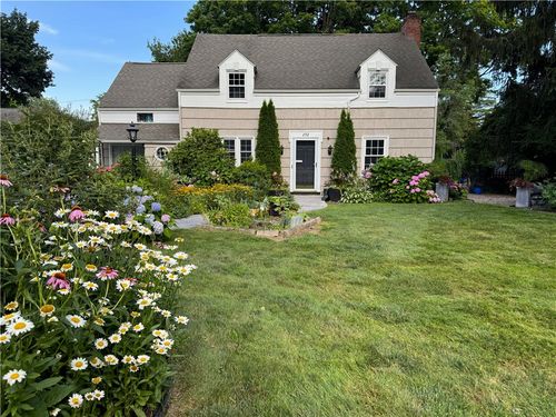 292 Chelmsford Rd, Rochester, NY, 14618-1748 | Card Image