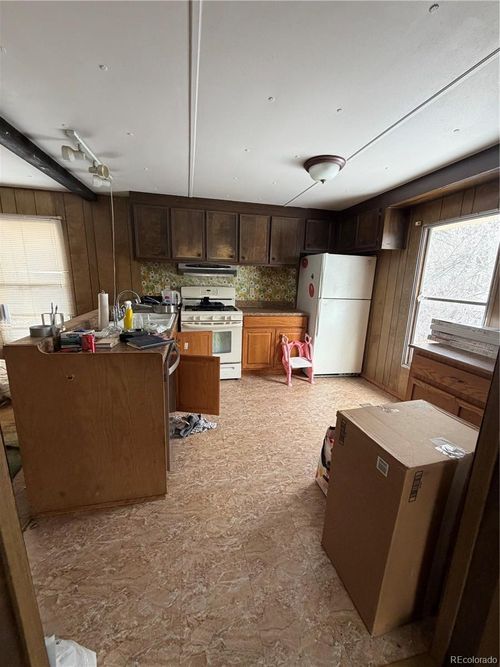 327 Cherry St, Lochbuie, CO, 80603-6401 | Card Image