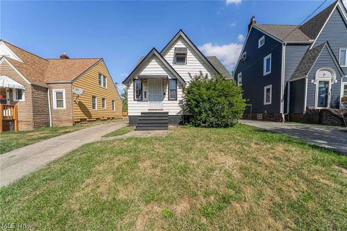 3995 E 154th St, Cleveland, OH, 44128-1117 | Card Image