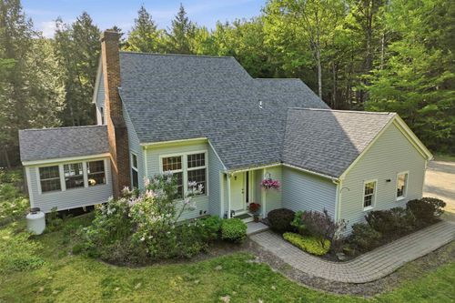 25 James Ln, Hebron, NH, 03241-7207 | Card Image