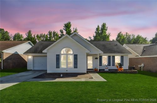 5917 Bloomsbury Dr, Fayetteville, NC, 28306-9186 | Card Image