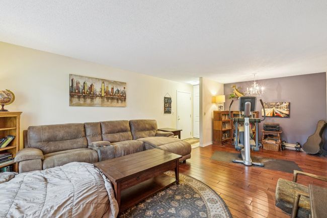 05_interior.jpg | Image 5