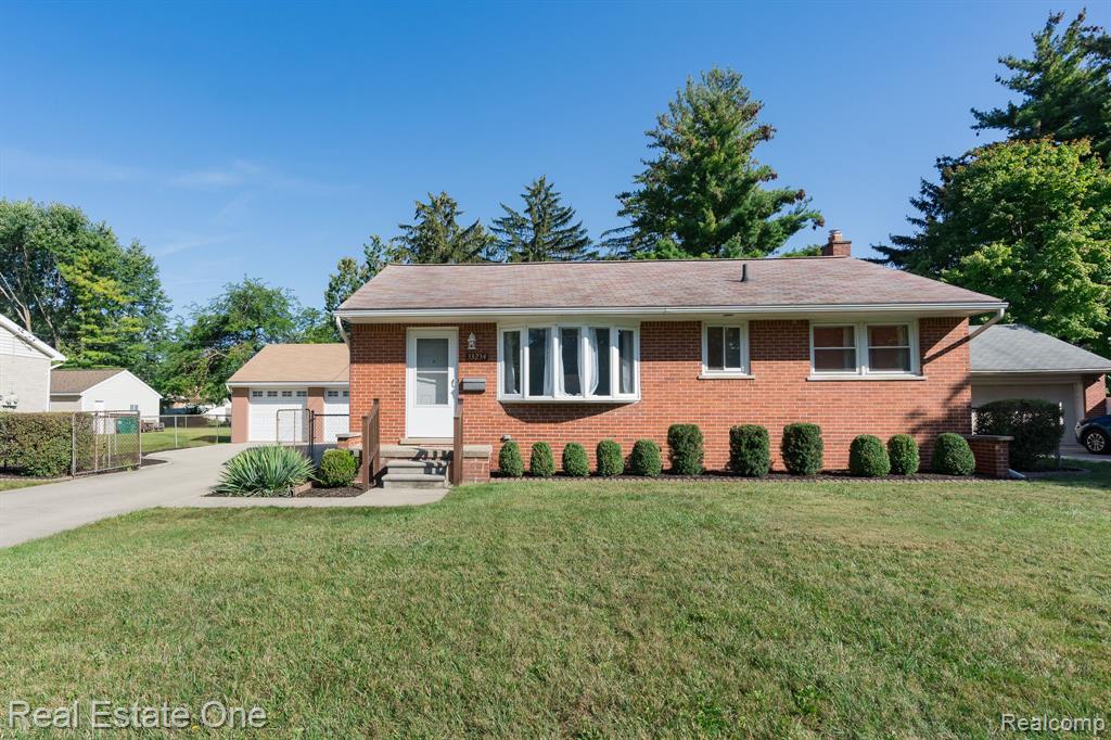 33234 Bock Street, Sold in Garden City Zoocasa