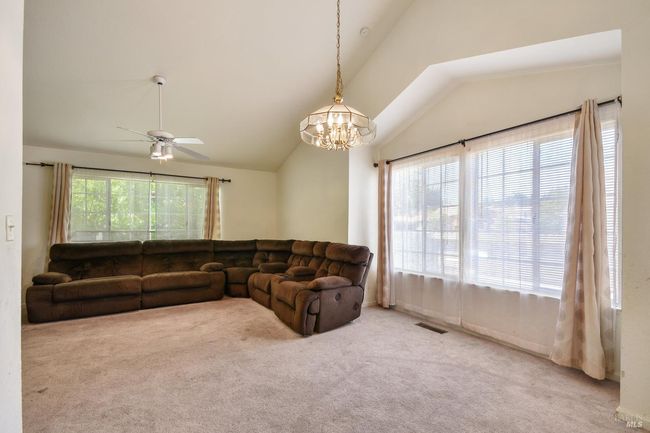 2928 Candleberry Way, House other with 4 bedrooms, 2 bathrooms and 3 parking in Fairfield CA | Image 13