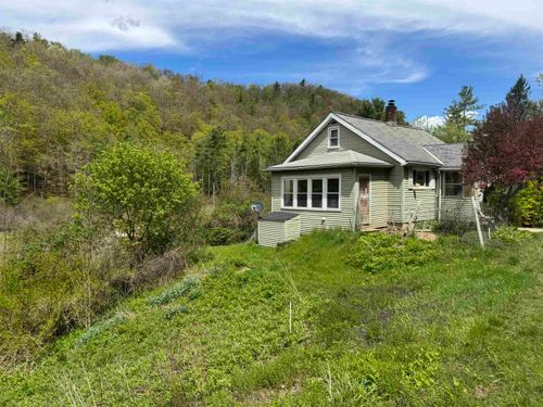 302 Us Rte 7, Pownal, VT, 05261 | Card Image