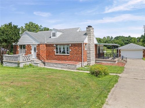 8318 State Ave, Kansas City, KS, 66112-1841 | Card Image