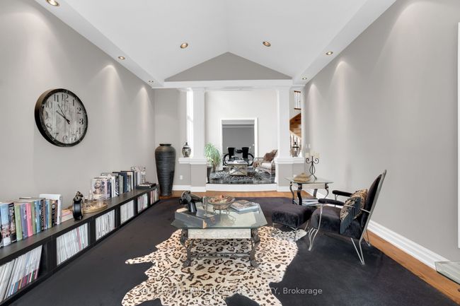 360 Conservation Dr, House other with 6 bedrooms, 4 bathrooms and 8 parking in Brampton ON | Image 10