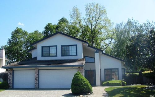 531 Shady Glen Ave, Vacaville, CA, 95688-2566 | Card Image