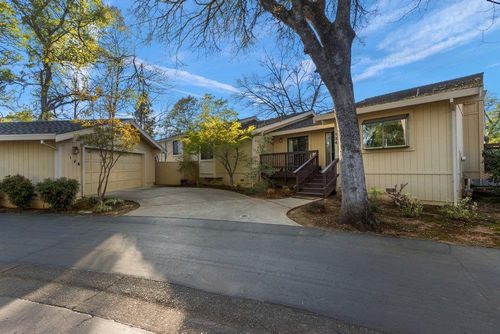 124 Winding Canyon Ln, Folsom, CA, 95630-5006 | Card Image
