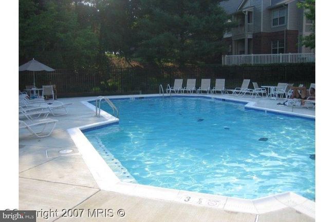 11655C-GL - 11655 Gas Light Ct, Condo with 2 bedrooms, 1 bathrooms and null parking in RESTON VA | Image 5