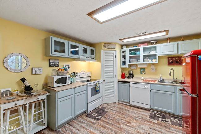 120 Misty Way, House other with 2 bedrooms, 2 bathrooms and null parking in Cosby TN | Image 22