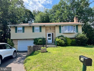 124 Palance Avenue, House other with 3 bedrooms, 2 bathrooms and null parking in HAZLE TOWNSHIP PA | Image 1