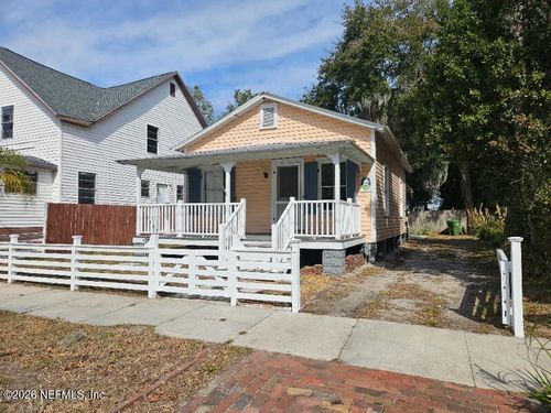 816 Oak St, Palatka, FL, 32177-4636 | Card Image