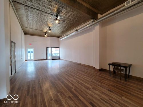 307 N Main St, Rushville, IN, 46173-1635 | Card Image