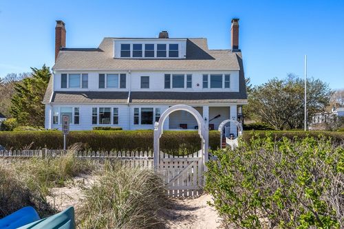 unit-15-616 Commercial Street, Provincetown, MA, 02657 | Card Image